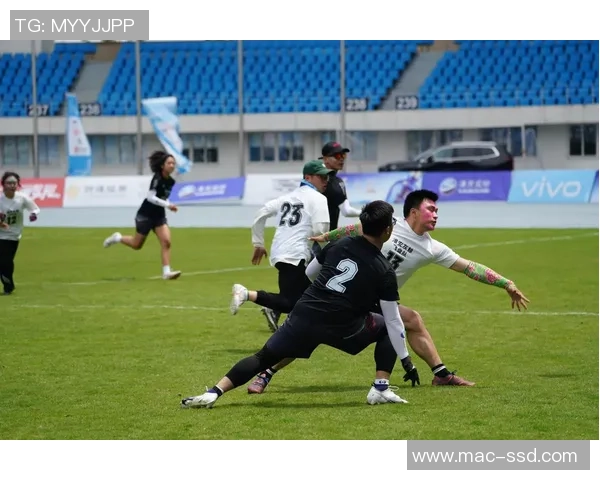 南京飞盘队在滑板精英赛中的灵活性表现引发热议与关注