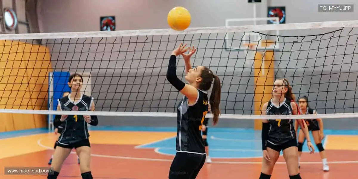 热血赛事，激情一触即发！🔥 每一次挥汗，都是对胜利的渴望！